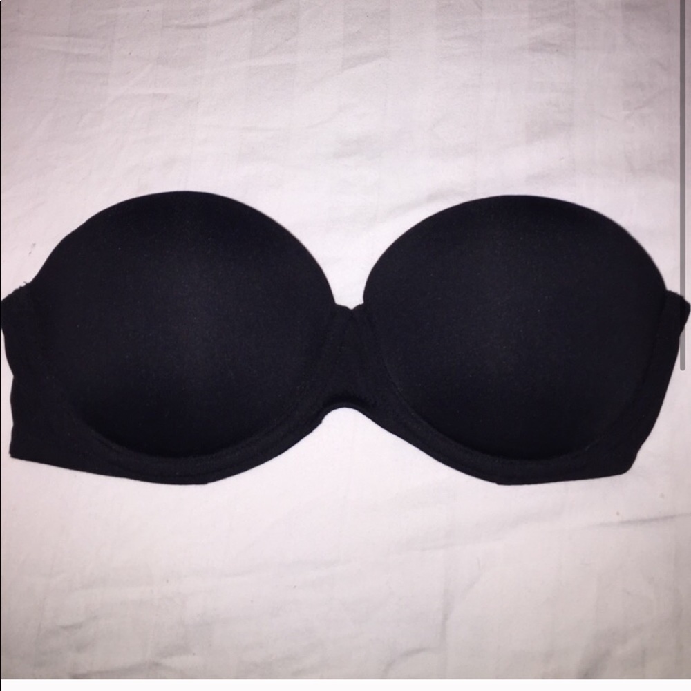 SALE! 🛑 PINK Victoria’s Secret Strapless Bra